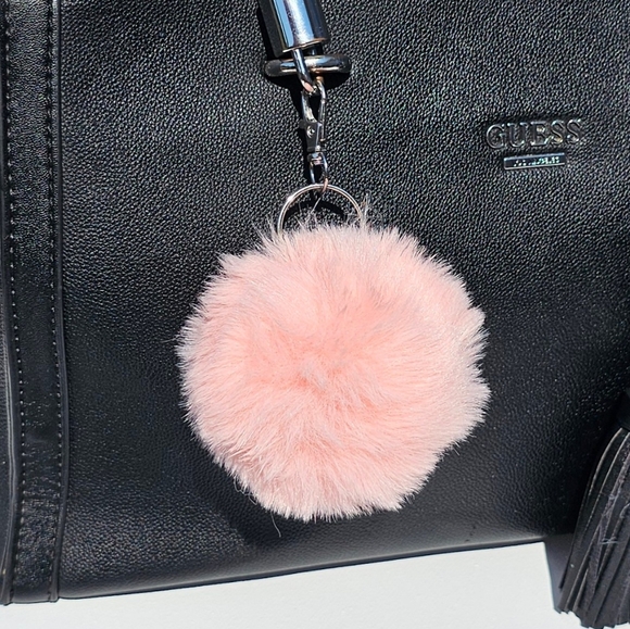 ❌️Sold❌️ Furry Puff Ball Bag Charm & Key Ring - Powder Pink/Silver - Picture 2 of 3